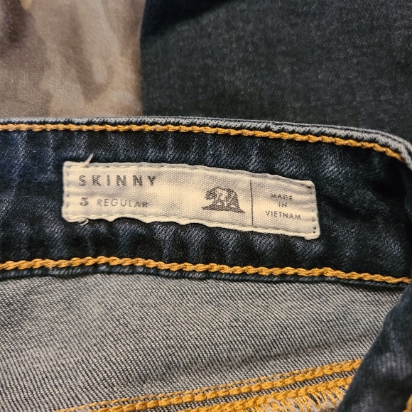 Bullhead Denim Skinny Jeans sz 5 - Picture 3 of 7